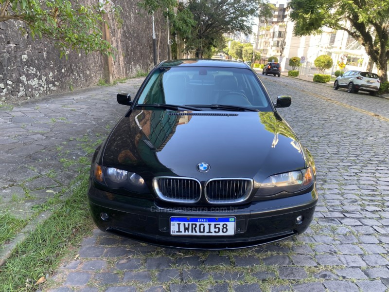 320I 3.2 24V GASOLINA 4P AUTOMÁTICO - 2004 - CAXIAS DO SUL