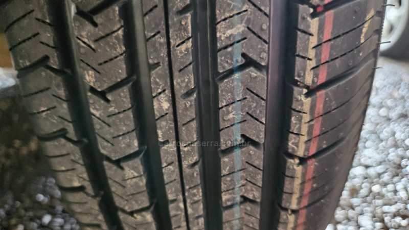 LOGAN 1.0 EXPRESSION 16V FLEX 4P MANUAL - 2011 - CAXIAS DO SUL