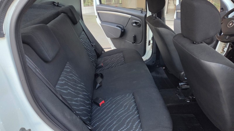 LOGAN 1.0 EXPRESSION 16V FLEX 4P MANUAL - 2011 - CAXIAS DO SUL