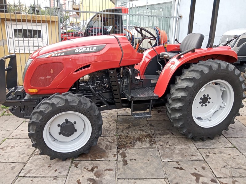 TRATOR 540 4X4  - 2015 - BENTO GONçALVES