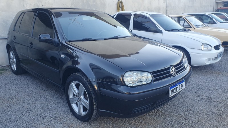 GOLF 1.6 MI BLACK & SILVER 8V GASOLINA 4P MANUAL - 2004 - CAXIAS DO SUL