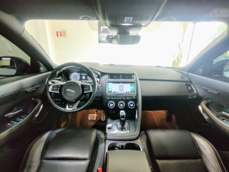 E-PACE 2.0 16V P300 R-DYNAMIC SE AWD GASOLINA 4P AUTOMÁTICO - 2018 - CAXIAS DO SUL