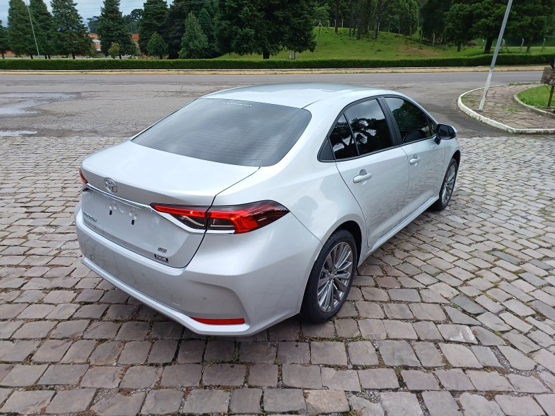 COROLLA 2.0 XEI 16V FLEX 4P AUTOMÁTICO - 2024 - FLORES DA CUNHA