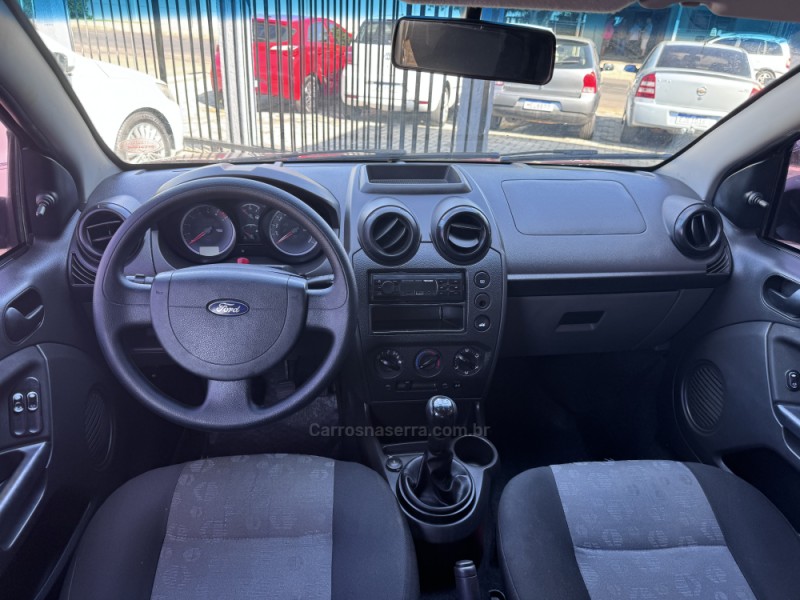 FIESTA 1.0 ROCAM 8V FLEX 4P MANUAL - 2014 - PORTãO