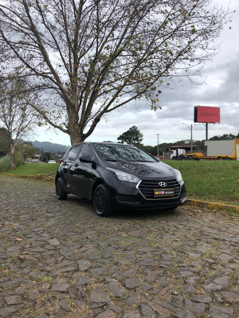 HB20 1.0 COMFORT 12V FLEX 4P MANUAL - 2017 - DOIS IRMãOS