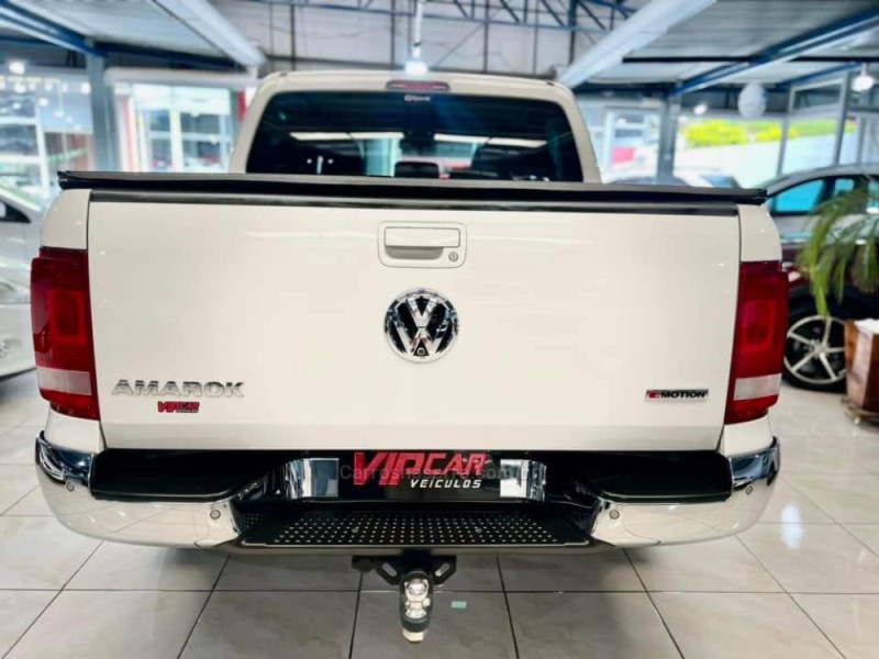 AMAROK 2.0 HIGHLINE 4X4 CD 16V TURBO INTERCOOLER DIESEL 4P AUTOMÁTICO - 2020 - ESTâNCIA VELHA