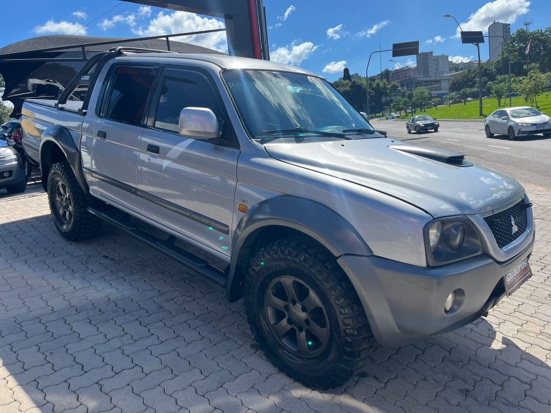 l200 outdoor 2.5 hpe 4x4 cd 8v turbo intercooler diesel 4p manual 2010 caxias do sul
