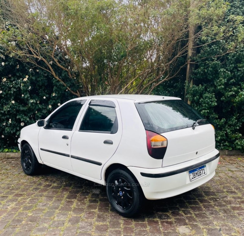 PALIO 1.6 MPI 16V GASOLINA 4P MANUAL - 2001 - CAXIAS DO SUL