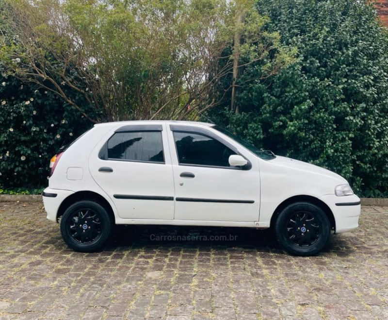 PALIO 1.6 MPI 16V GASOLINA 4P MANUAL - 2001 - CAXIAS DO SUL