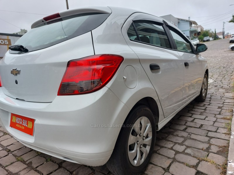 ONIX 1.0 JOY BLACK 8V FLEX 4P MANUAL - 2019 - FARROUPILHA