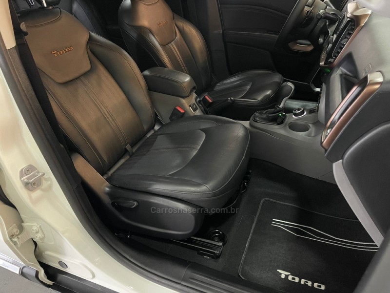 TORO 2.0 16V TURBO DIESEL VOLCANO 4WD AUTOMÁTICO - 2018 - NOVO HAMBURGO