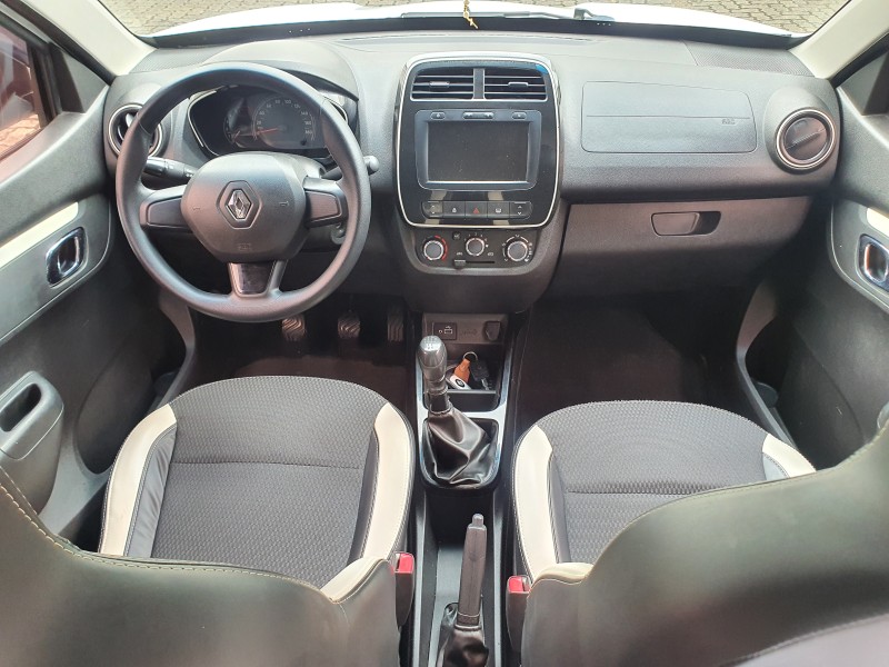 KWID 1.0 12V SCE FLEX INTENSE MANUAL - 2021 - FARROUPILHA