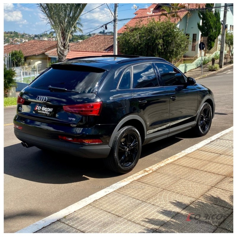 Q3 1.4 TFSI AMBIENTE FLEX 4P S TRONIC - 2018 - CAMPO BOM