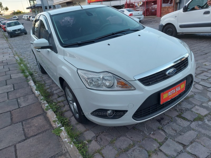 FOCUS 2.0 FC 16V FLEX 4P AUTOMÁTICO - 2012 - FARROUPILHA