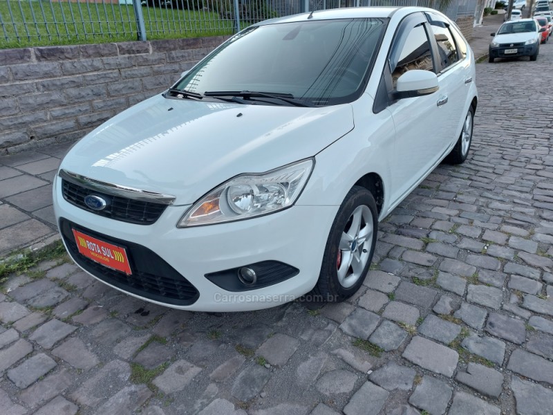 FOCUS 2.0 FC 16V FLEX 4P AUTOMÁTICO - 2012 - FARROUPILHA