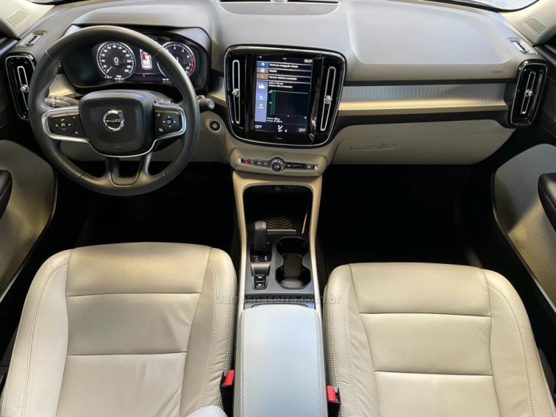 XC 40 2.0 T5 GASOLINA MOMENTUM AWD GEARTRONIC - 2019 - NOVO HAMBURGO