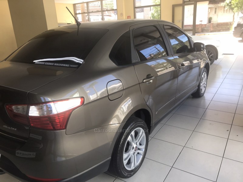 GRAND SIENA 1.4 MPI ATTRACTIVE 8V FLEX 4P MANUAL - 2013 - FARROUPILHA