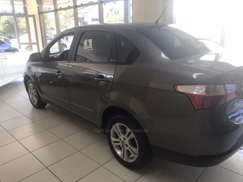 GRAND SIENA 1.4 MPI ATTRACTIVE 8V FLEX 4P MANUAL - 2013 - FARROUPILHA