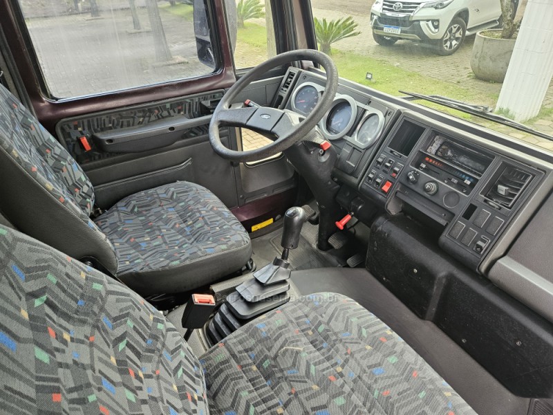 CARGO 815 E TURBO - 2012 - BOM PRINCíPIO