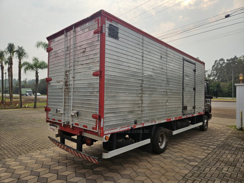 CARGO 815 E TURBO - 2012 - BOM PRINCíPIO