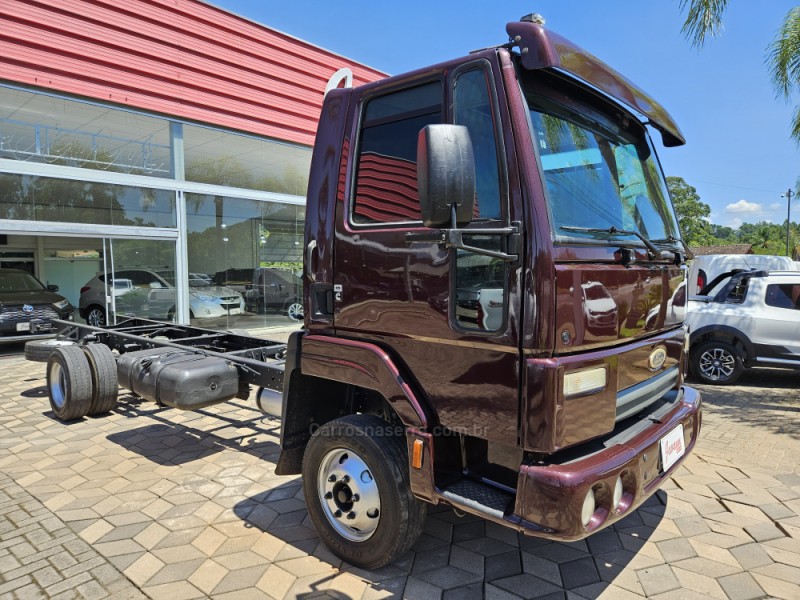 cargo 815 e turbo 2012 bom principio