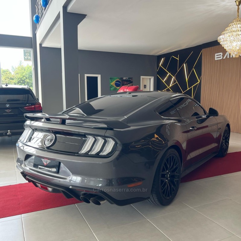 MUSTANG 5.0 GT PREMIUM COUPÉ V8 32V GASOLINA 2P AUTOMÁTICO - 2018 - XANGRI-Lá