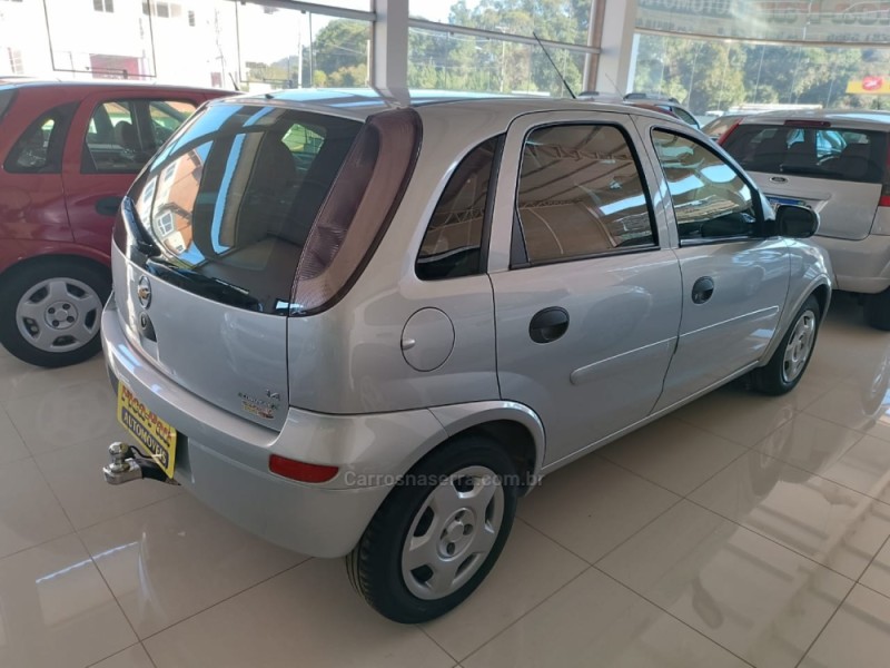 CORSA 1.4 MPFI MAXX 8V FLEX 4P MANUAL - 2011 - NOVA PETRóPOLIS