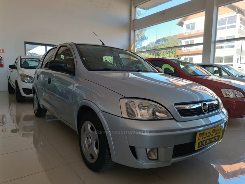 CORSA 1.4 MPFI MAXX 8V FLEX 4P MANUAL - 2011 - NOVA PETRóPOLIS