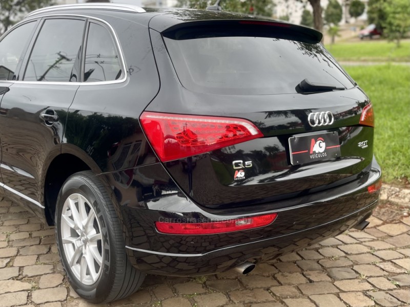 Q5 2.0 TFSI AMBIENTE 16V GASOLINA 4P AUTOMÁTICO