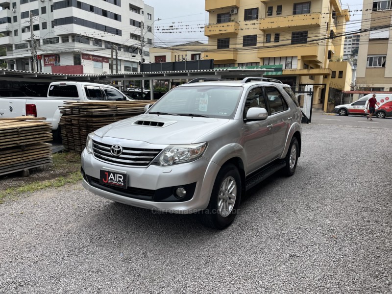 HILUX SW4 3.0 SRV 4X4 16V TURBO INTERCOOLER DIESEL 4P AUTOMÁTICO - 2014 - GARIBALDI