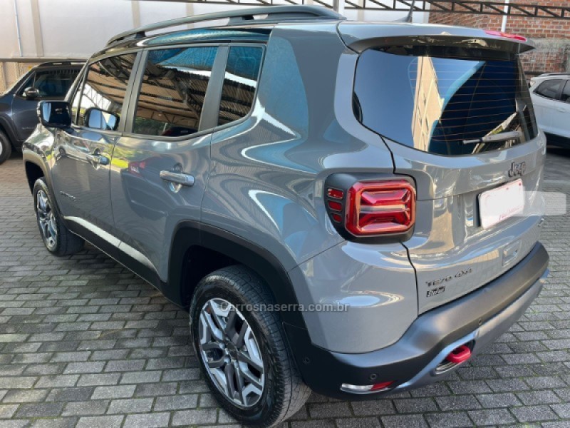 RENEGADE 1.3 TRAILHAWK T270 16V TURBO FLEX 4X4 4P AUTOMÁTICO - 2023 - BENTO GONçALVES