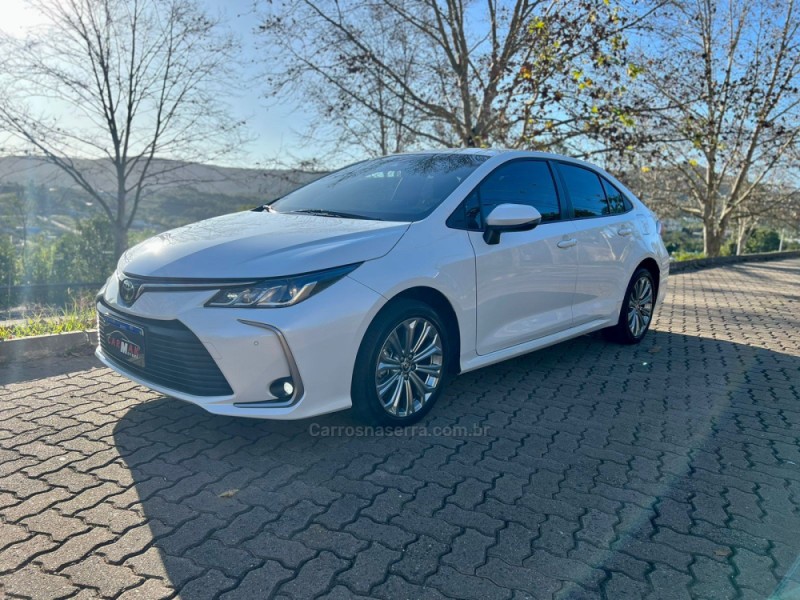 COROLLA 2.0 XEI 16V FLEX 4P AUTOMÁTICO - 2023 - DOIS IRMãOS