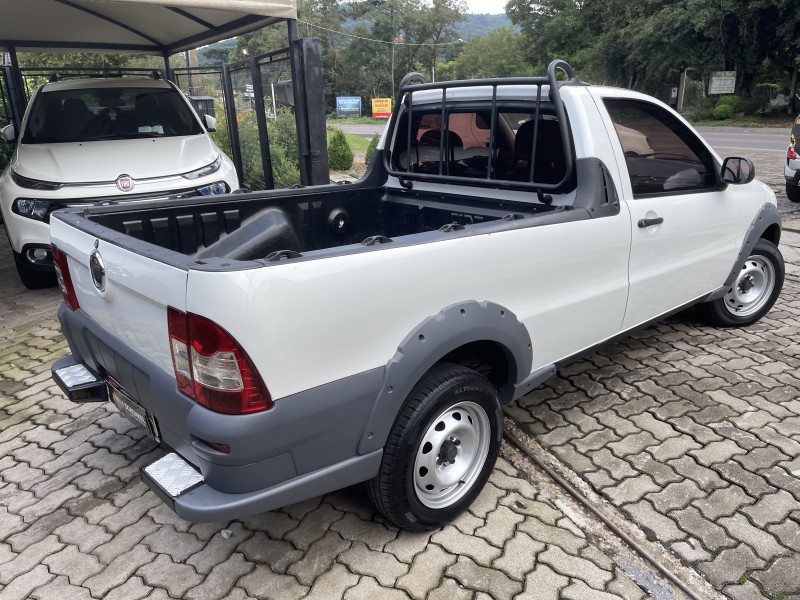 STRADA 1.4 MPI TREKKING CS 8V FLEX 2P MANUAL - 2013 - NOVA PETRóPOLIS