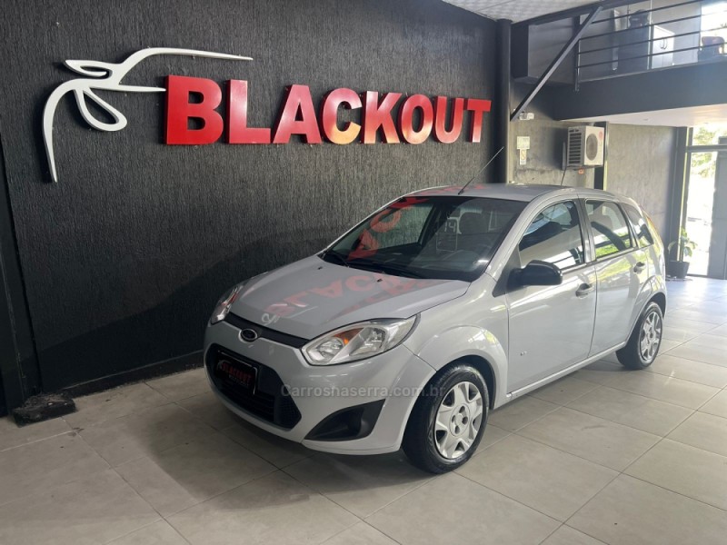 FIESTA 1.0 ROCAM SE PLUS HATCH 8V FLEX 4P MANUAL - 2014 - CAMPO BOM