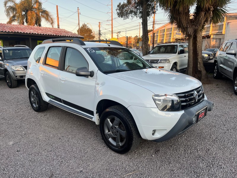 DUSTER 2.0 TECH ROAD II 4X2 16V FLEX 4P MANUAL - 2015 - CAXIAS DO SUL