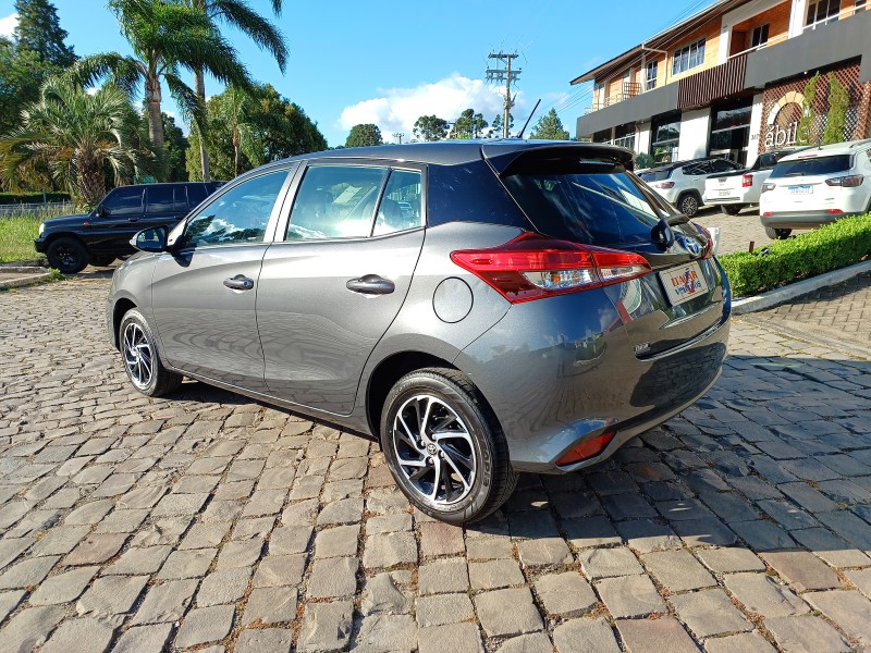 YARIS 1.5 XLS CONNECT 16V FLEX 4P AUTOMÁTICO - 2024 - FLORES DA CUNHA