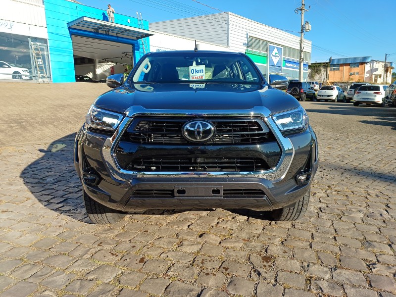 HILUX 2.8 SRX PLUS 4X4 CD TURBO DIESEL 4P AUTOMÁTICO - 2025 - FLORES DA CUNHA