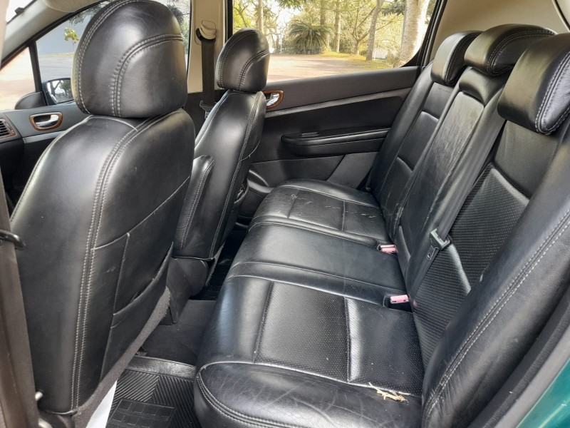 307 1.6 PASSION 16V GASOLINA 4P MANUAL - 2003 - FARROUPILHA