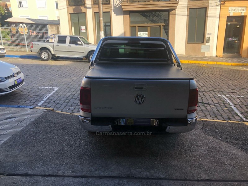 AMAROK 2.0 HIGHLINE 4X4 CD 16V TURBO INTERCOOLER DIESEL 4P AUTOMÁTICO - 2019 - GARIBALDI