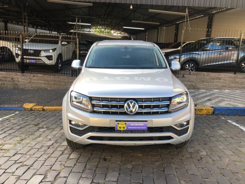 AMAROK 2.0 HIGHLINE 4X4 CD 16V TURBO INTERCOOLER DIESEL 4P AUTOMÁTICO - 2019 - GARIBALDI