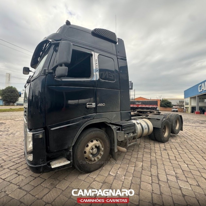 FH 460 GLOBETROTTER 6X2 - 2014 - VACARIA