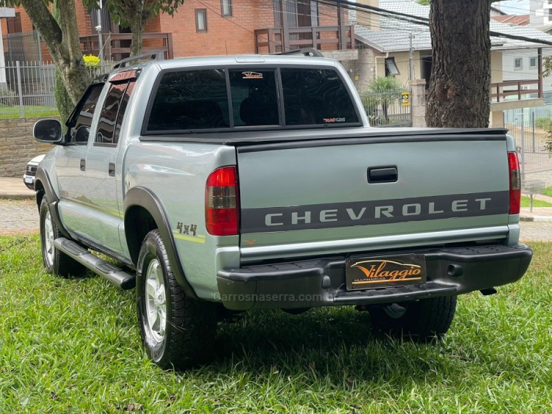 S10 2.8 RODEIO 4X4 CD 12V TURBO ELECTRONIC INTERCOOLER DIESEL 4P MANUAL - 2006 - CAXIAS DO SUL