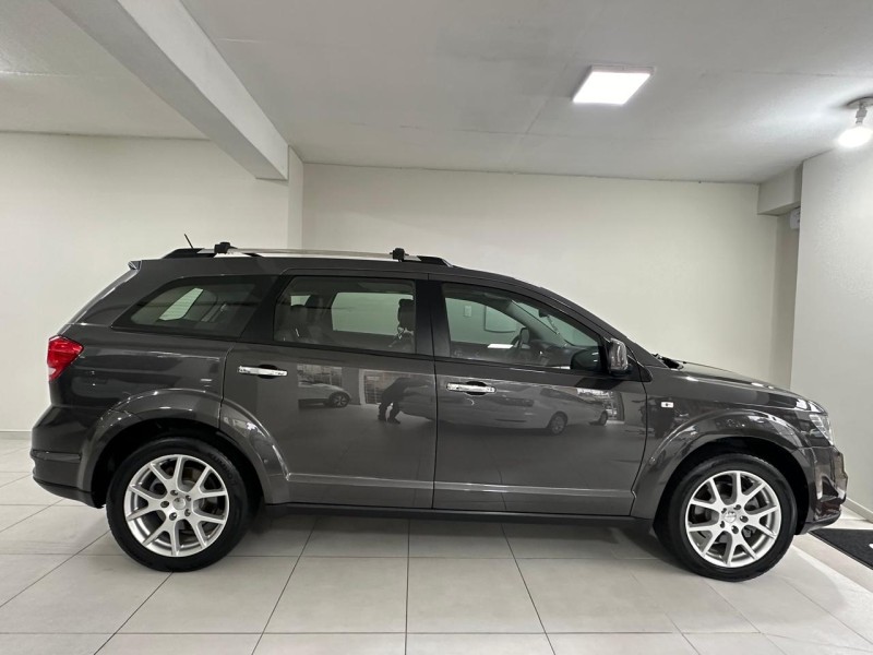 JOURNEY 3.6 RT V6 GASOLINA 4P AUTOMÁTICO - 2017 - CAXIAS DO SUL