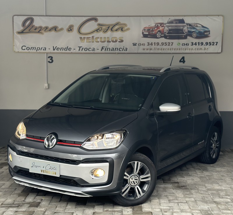 UP 1.0 TSI CROSS 12V FLEX 4P MANUAL - 2018 - CAXIAS DO SUL