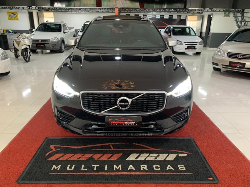 XC60 2.0 T8 R DESIGN HYBRID GASOLINA 4P AUTOMÁTICO - 2019 - NOVO HAMBURGO