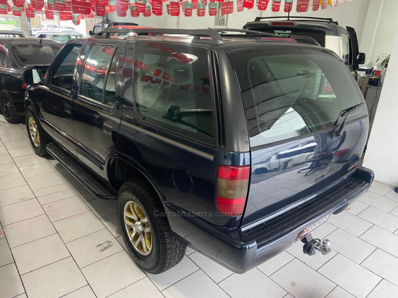 BLAZER 4.3 SFI DLX EXECUTIVE 4X2 V6 12V GASOLINA 4P MANUAL - 2000 - BENTO GONçALVES