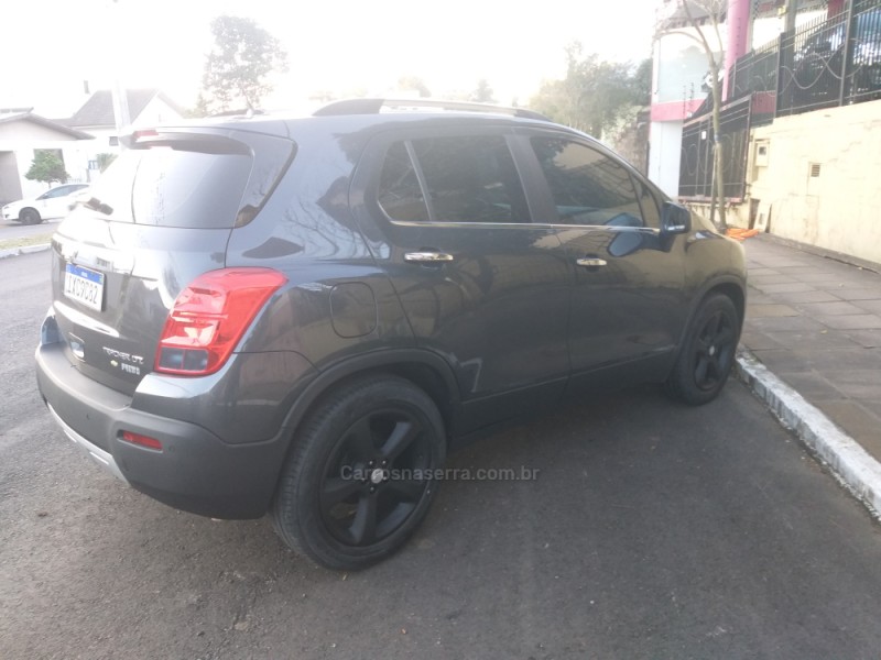 TRACKER 1.8 MPFI LTZ 4X2 16V FLEX 4P AUTOMÁTICO - 2015 - VERANóPOLIS