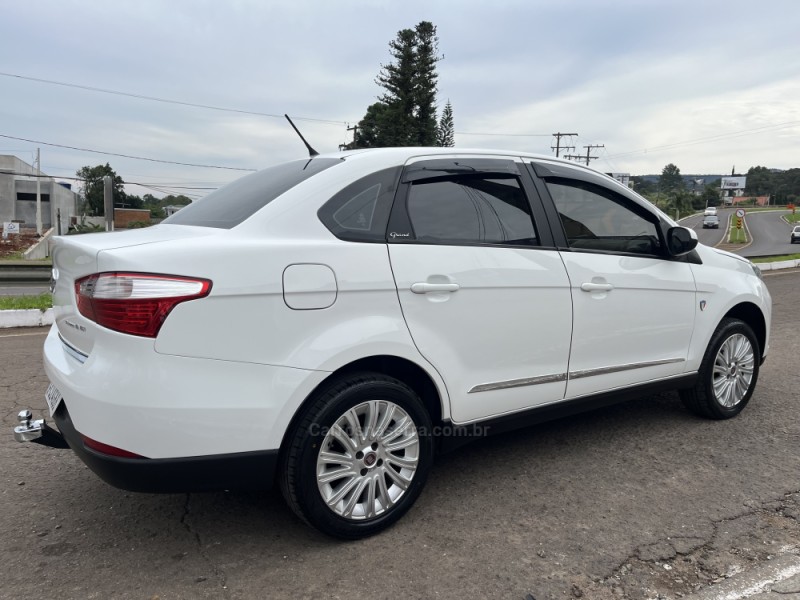 GRAND SIENA 1.6 MPI ESSENCE 16V FLEX 4P MANUAL - 2015 - DOIS IRMãOS