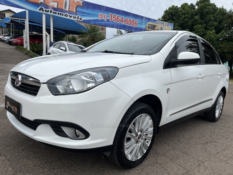 GRAND SIENA 1.6 MPI ESSENCE 16V FLEX 4P MANUAL - 2015 - DOIS IRMãOS