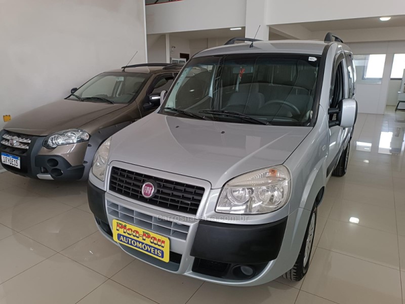 DOBLÓ 1.8 MPI ESSENCE 16V FLEX 7P MANUAL - 2014 - NOVA PETRóPOLIS